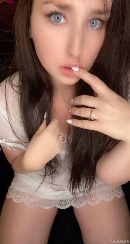 Oh hey there..looking for me? 😝

#fyp #bigass #thickthighs #gamergirl #bigboobs #gfe #girlnextdoor #amateur #blueeyes #booty 