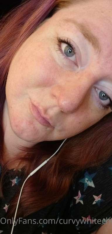 Y'all have a good night! Hmu if you wanna chat😘😈