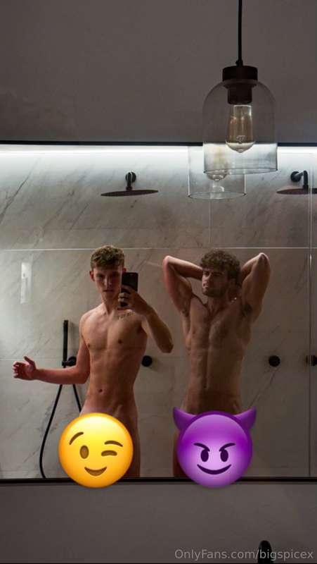 what’re you doing if you walk in on @dukedepp and I like thi..