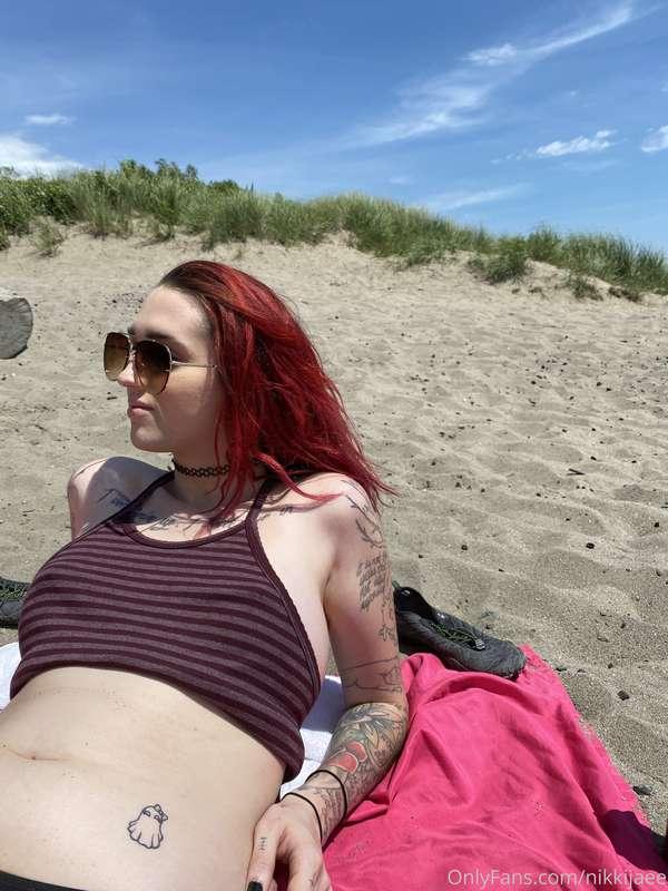 Super fun beach day, too bad there was toothy people for me ..