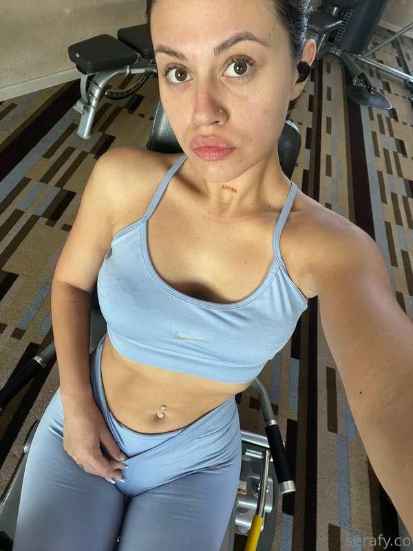 Have you already trained today?😏🏋🏻‍♀️