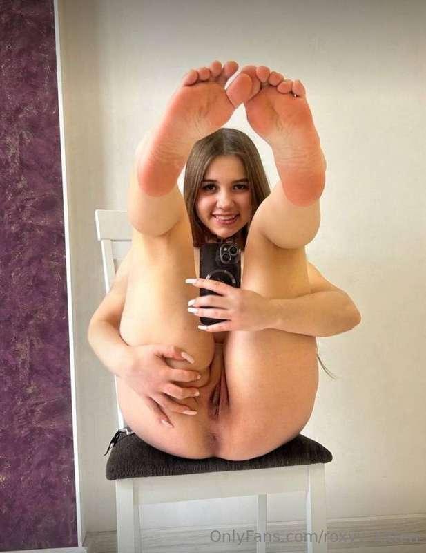 Wanna see a Naked beauty for FREE ❓ ✅ @nikabusty will make y..