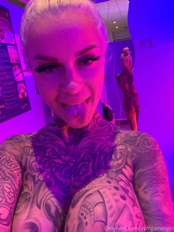 I will upload later a hot video where I had an orgasm under ..