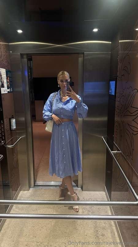 Ready for our date please 🤍