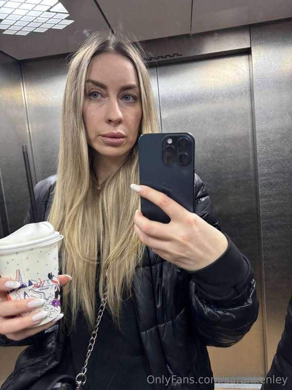 Have a nice day, by the way, do you prefer coffee or tea?☀️