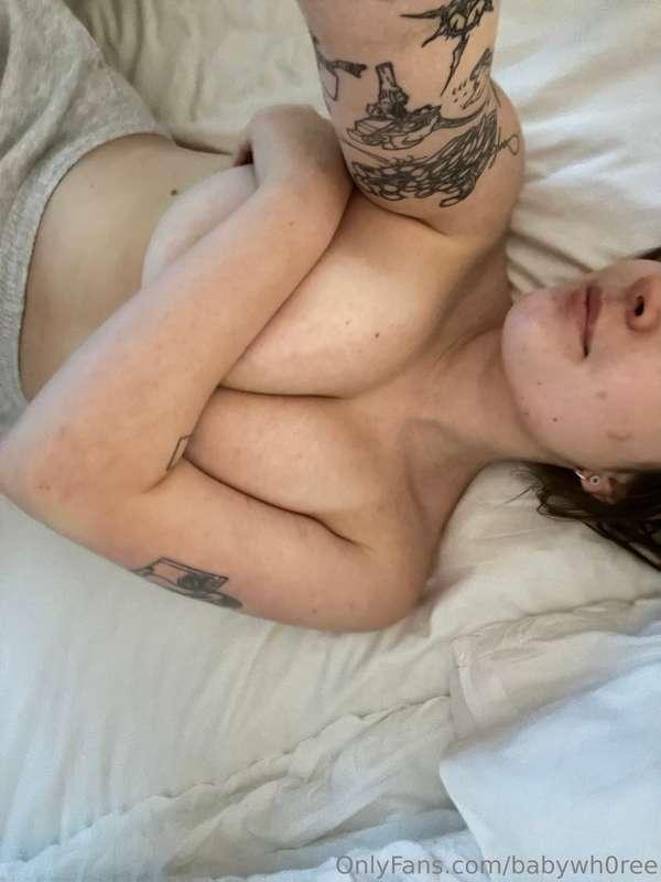[GF Cuddles]
Please keep me warm and cuddle me? 

———

Just ..