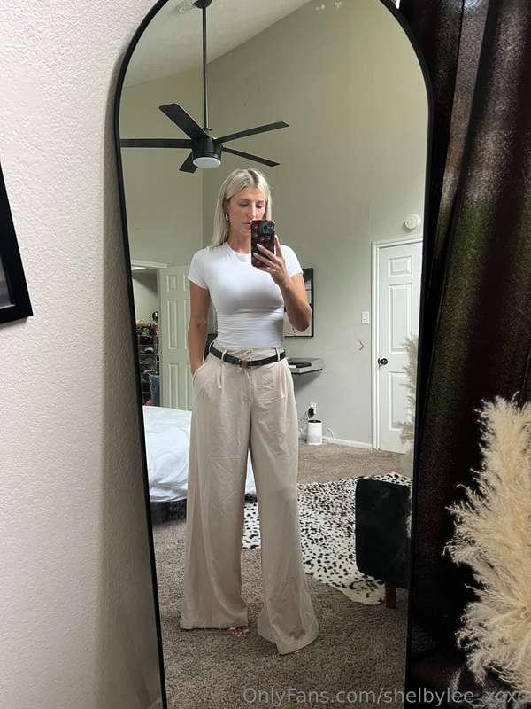 my outfit is sooo uncomfortable… should i just take it off? ..