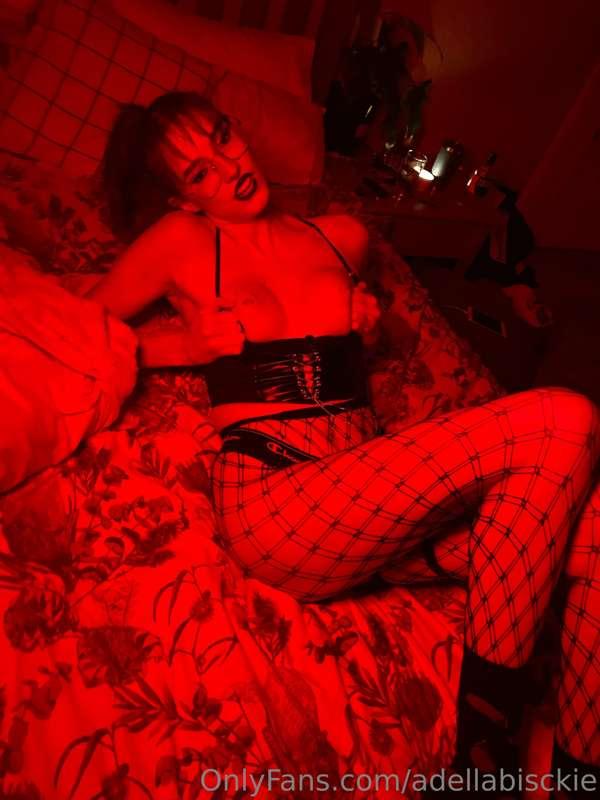 get keen for the rest of this photoshoot baby x