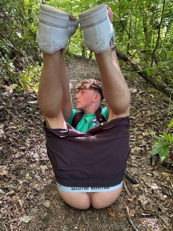 Stretching before a Hike 🍑😇