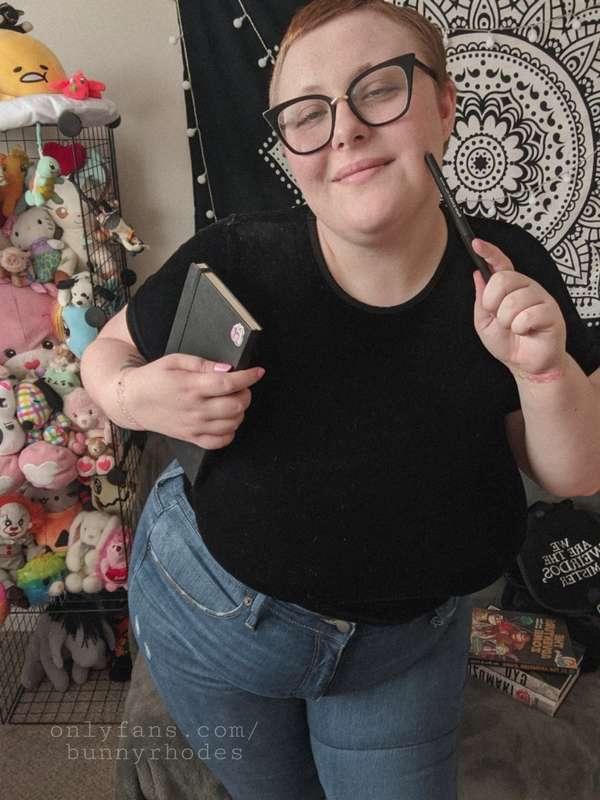 cum dump cutie✨
how would you use me?