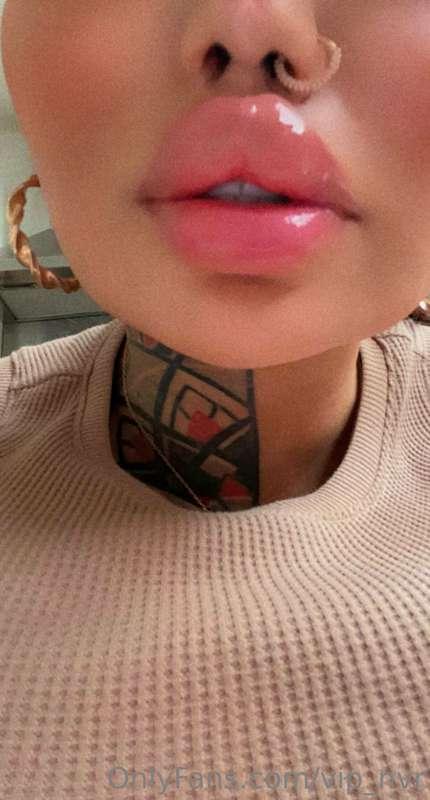 Put your dick in between my lips