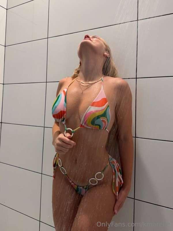 Shower with me🚿💦