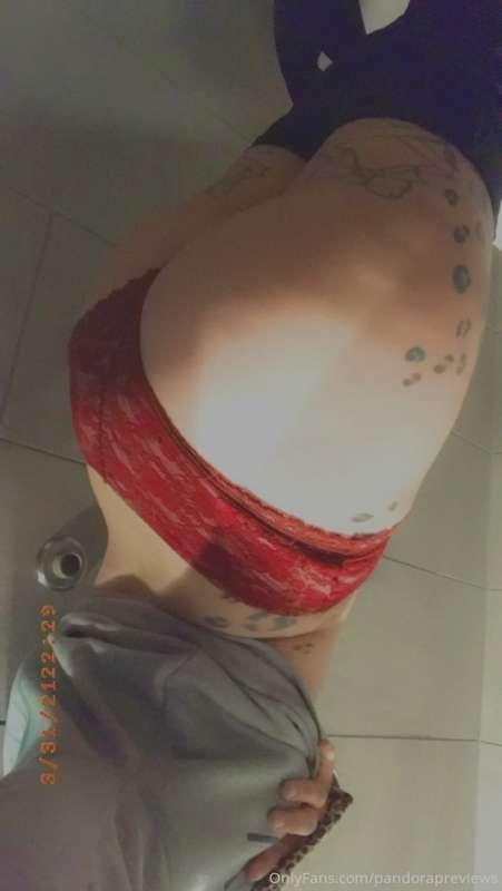 Gym B O O T Y 🤤