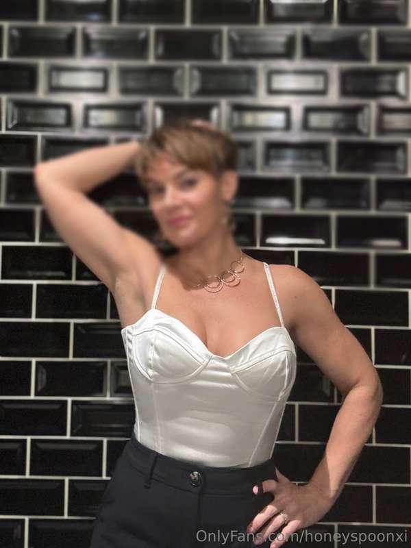 If you saw me out at a bar, would you come talk to me?