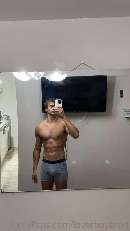 Honestly should have brought a tripod because my face is cov..