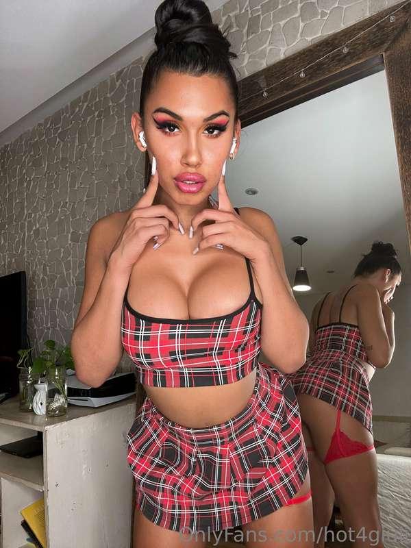 Send me a dirty message baby 😈