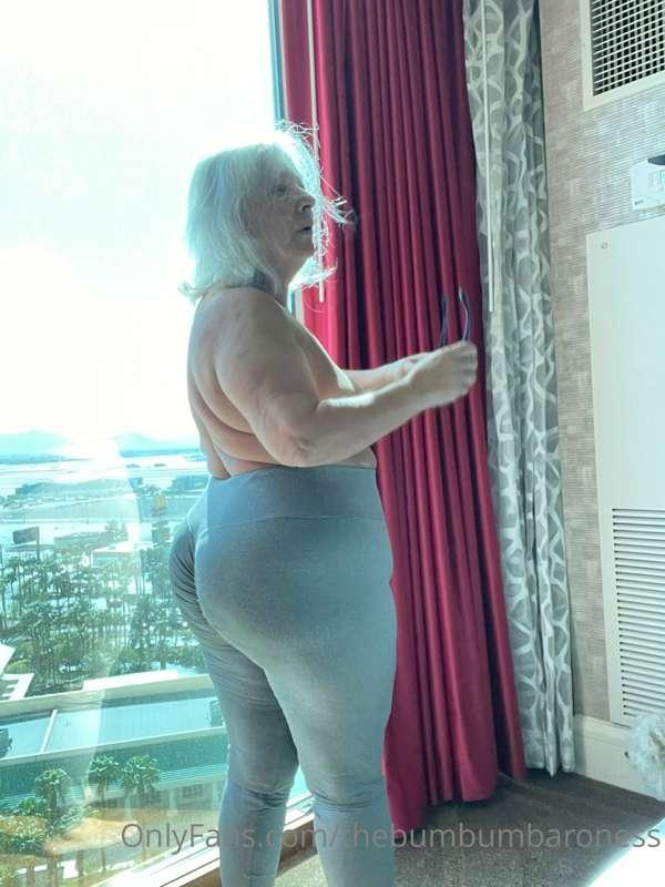 thebumbumbaroness image #14