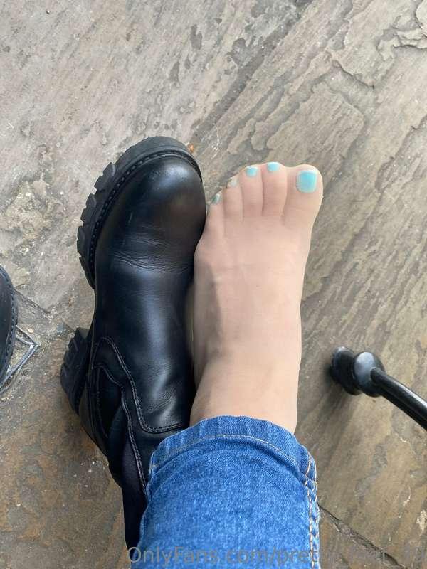 pretty_feet_39 image #0