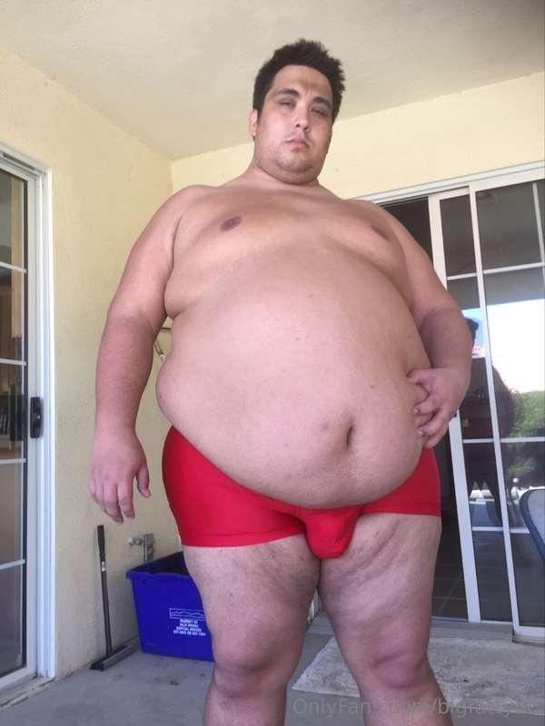 Angle is a little off hut still shows how big my belly has g..