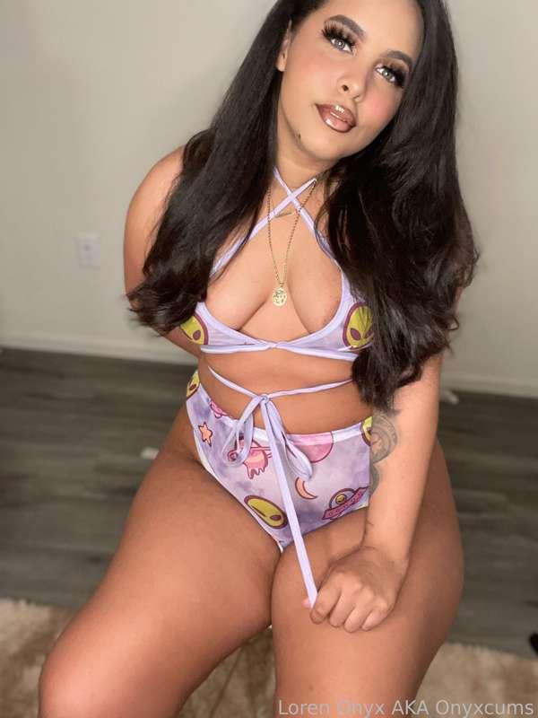 onyxcums image #1