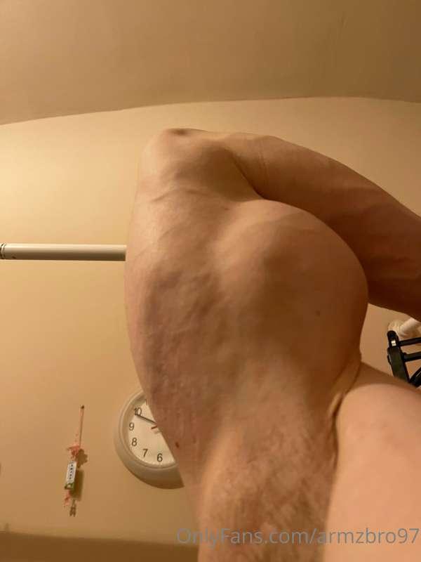 armzbro97 image #1