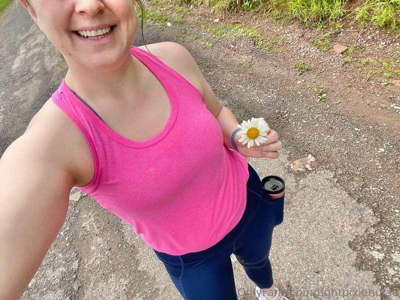 Out for a walk today! 
Picking wildflowers! 💕💕
What’s your f..