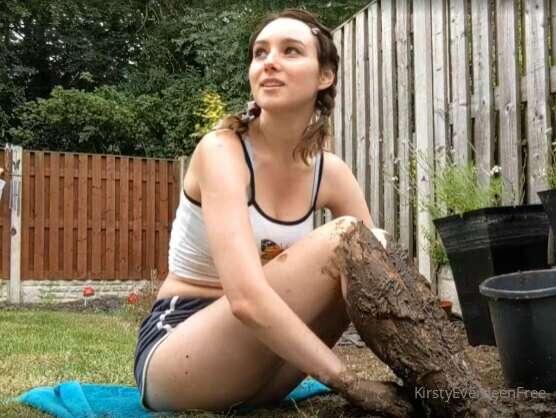 Catch my **MUD PIE** stream on twitch if you missed it live
..