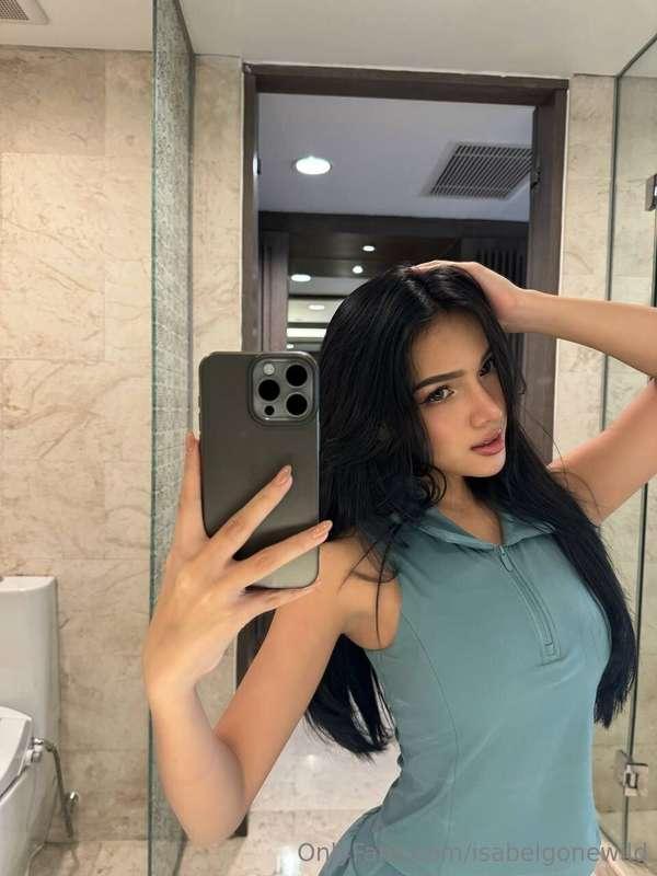is this reflection turning you on? 📸