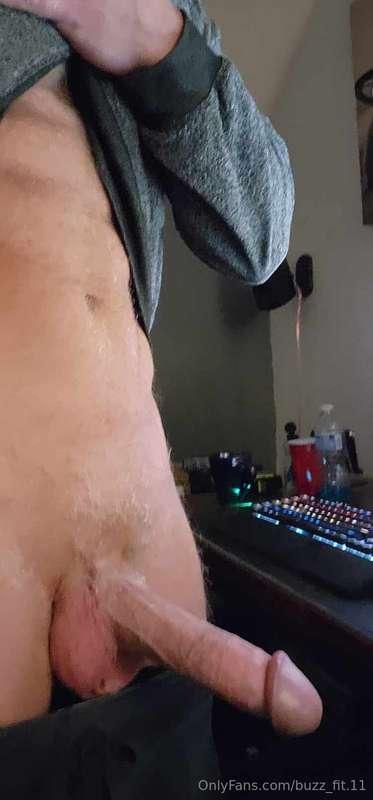 Hard AF thinking about this sexy date tonight 🤤 🍆