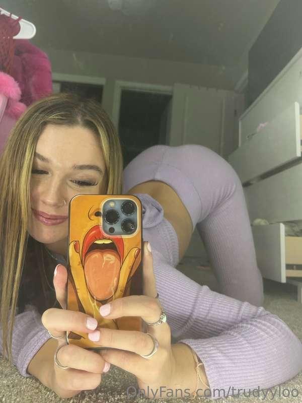 👅