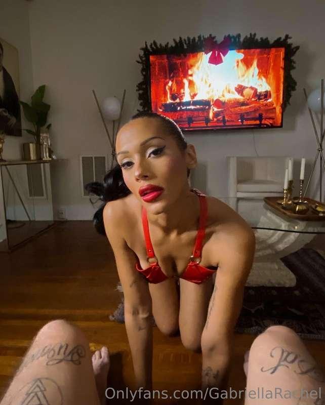 Wanna watch my pretty lipstick get all messed up? 🫦 check yo..