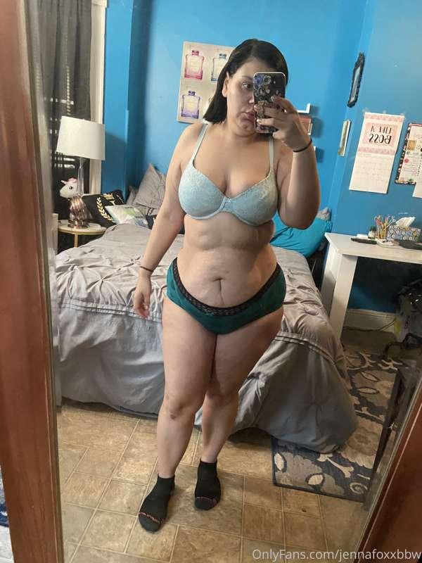 A lil injured right now so I haven’t been posting as much so..