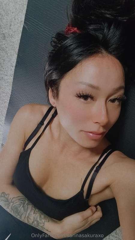 Morning yoga 🧘‍♀️ 🪷