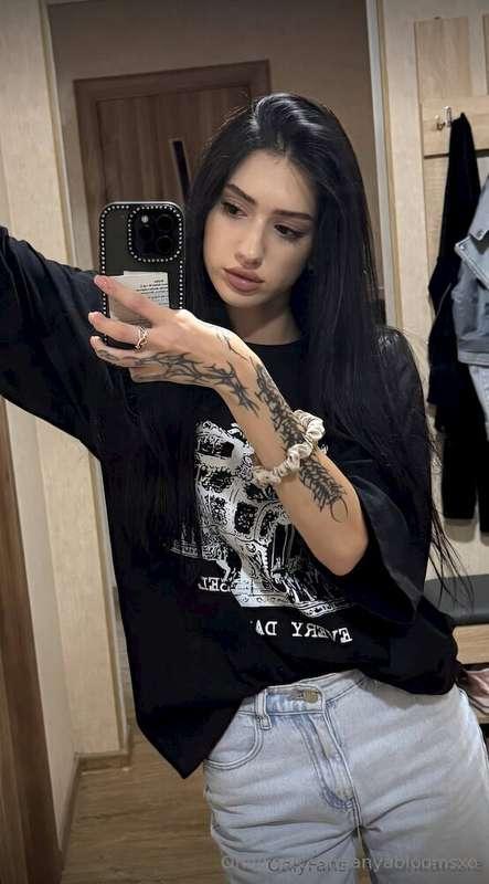 @anitarosie sub for free 🔥 (today only) You look lonely, @an..