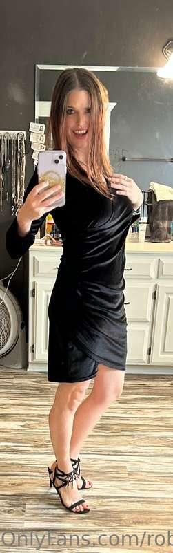 robynrythes image #0