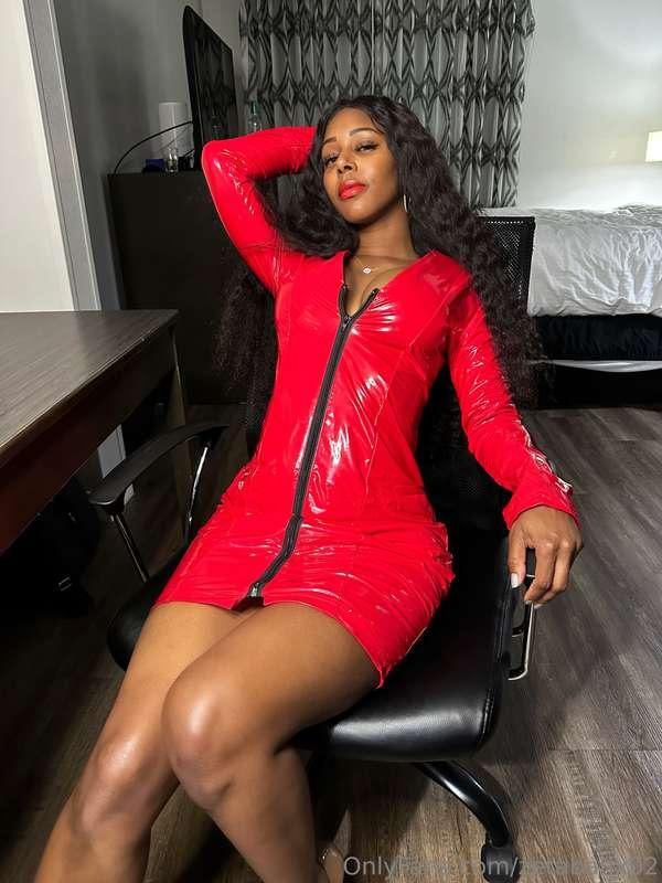 Do you like me in latex? ❤️