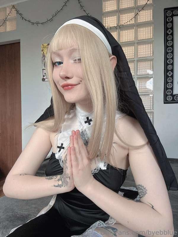♱I promised to be obedient… but only if you punish me proper..