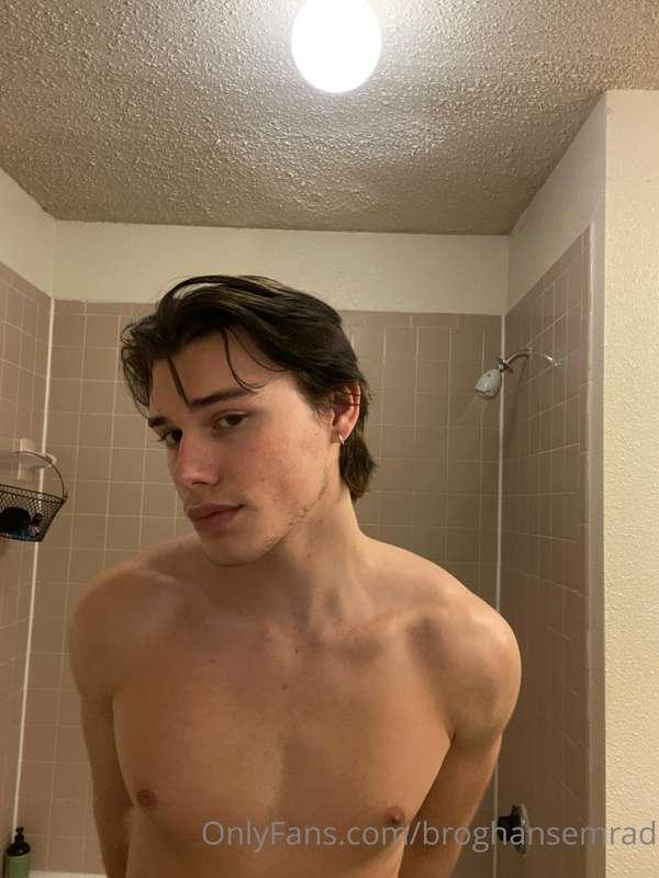 🚨NEW CONTENT ALERT 🚨 sent out something really spicy last ni..