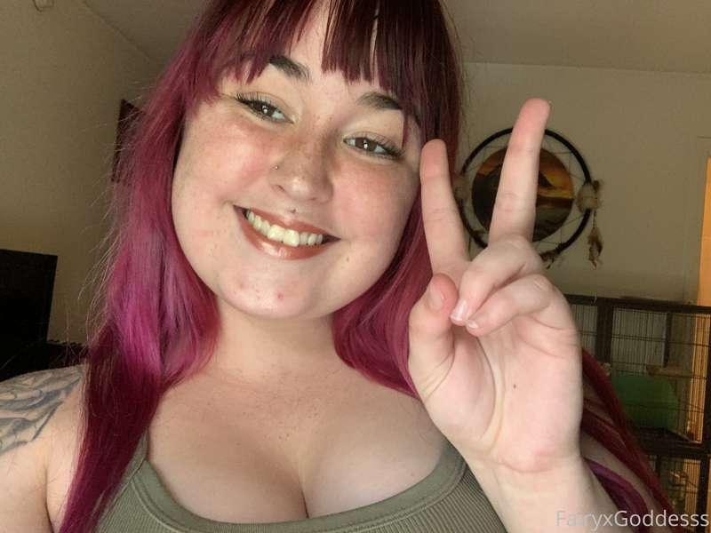 lolaxpeach image #1