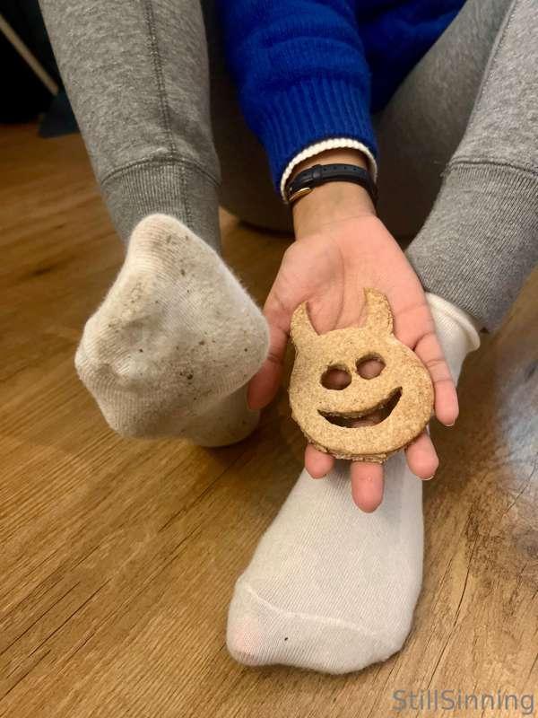 I made gingerbread cookies and a gingerbread house 👩‍🍳🍪🎄
Got..