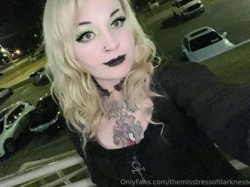 Happy new year my loves
