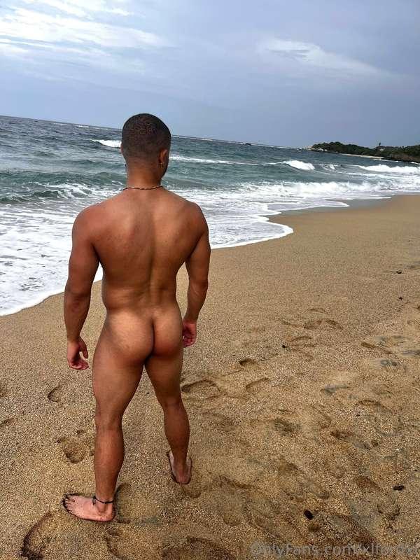 Do you want to lick my ass?