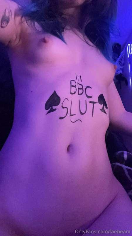 i love writing slutty things on my body 😜