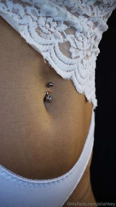 Mi van a piercing alatt?😋