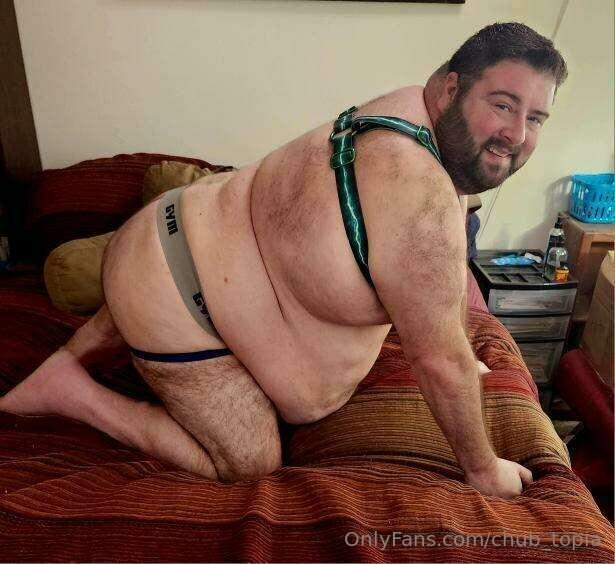 When I wear the harness I'm easier to grab