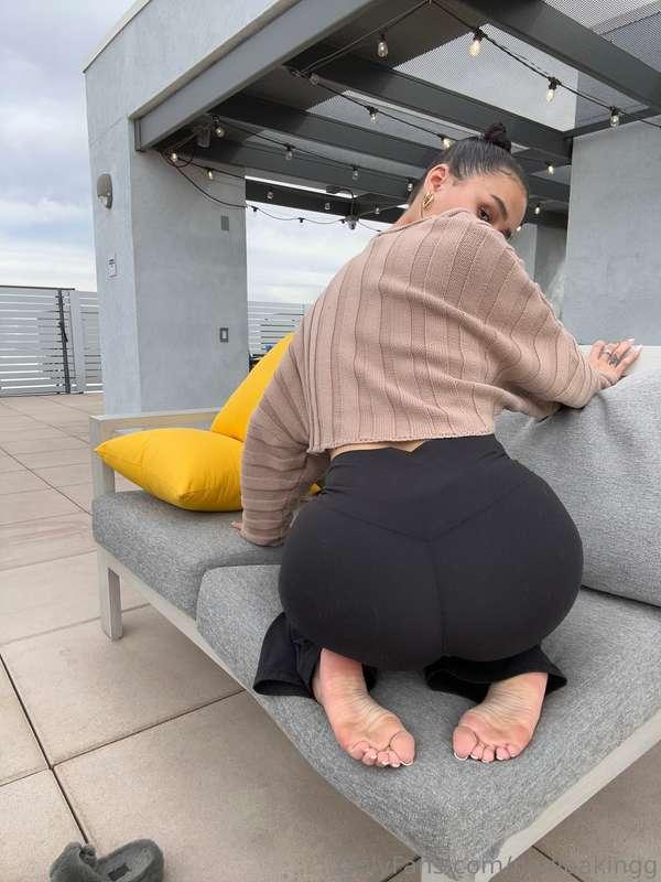 💋