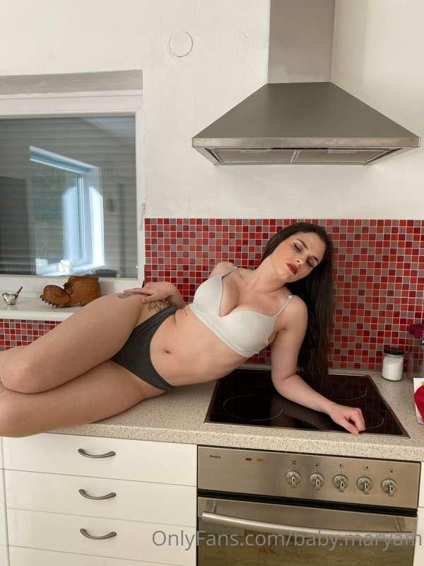 Pleeease fuck me daddy 🥺