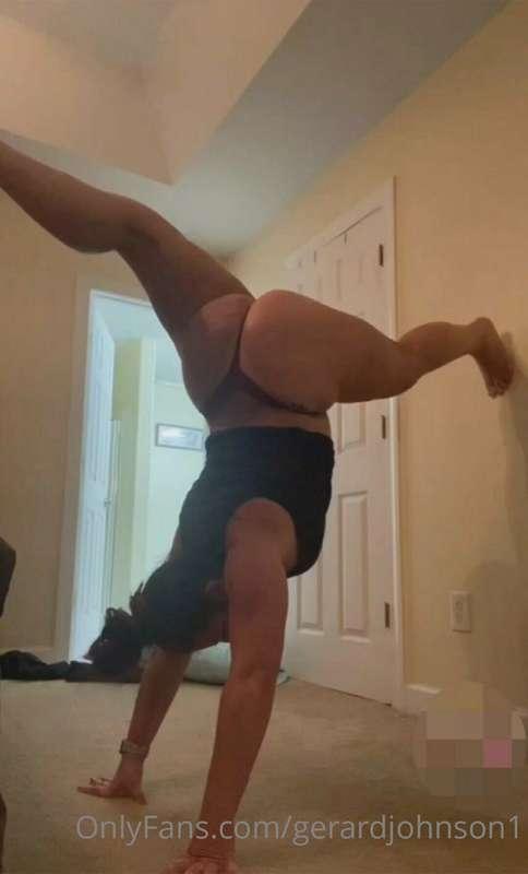 Look at that booty!! @angelica1xx 🍑