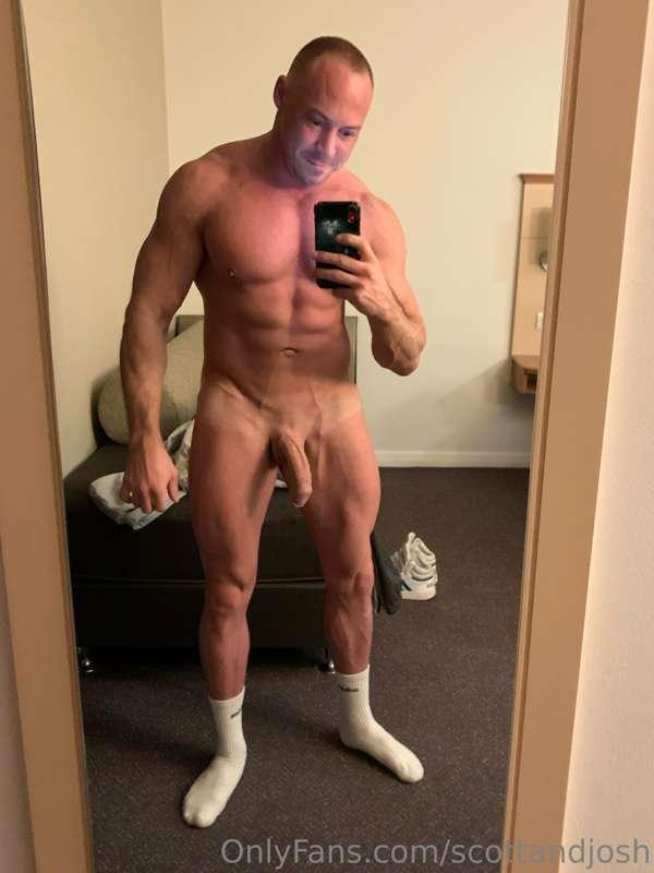 scottandjosh image #0