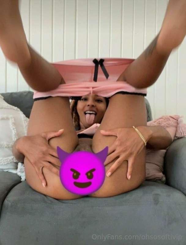 I’m gonna stream the game here today baby u gonna watch with..